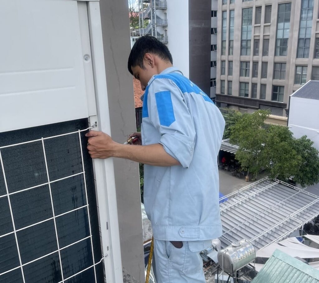 thợ vệ sinh máy lạnh tại Limosa