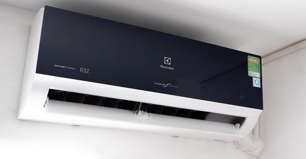 Khi nào nên vệ sinh máy lạnh Electrolux