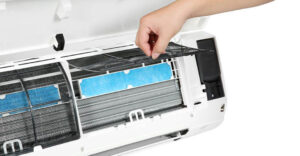 máy lạnh Daikin chảy nước